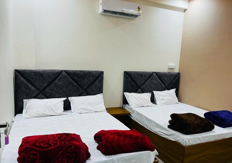 Laxmi Villa Stay Home