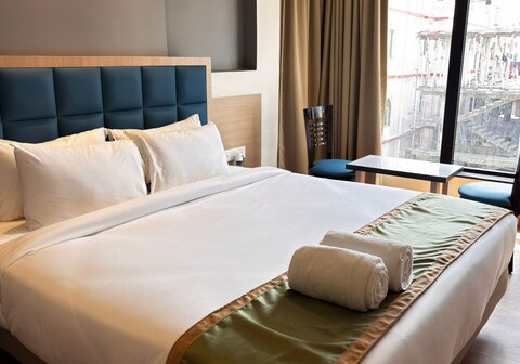 Hotel Kanchan International