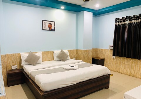 HOTEL DWARKADHISH