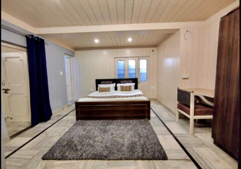 Mussoorie Mountain Glory Villa