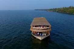 Upper Deck  Houseboats, Alleppey Upper Deck  Houseboats, Alleppey