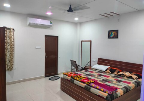 Emerald Green Garden