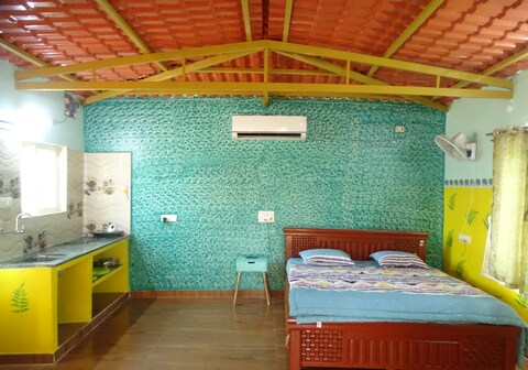 MangoHut Farmhouse Villa