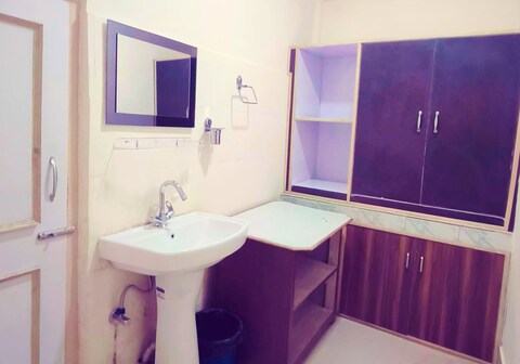 Green ValLEY Residency