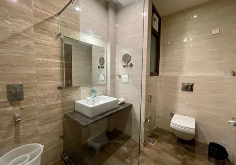 Travok Resort and Spa