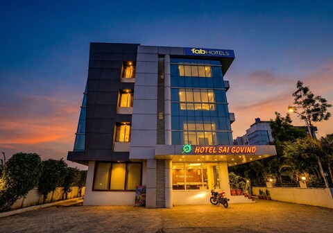 FabHotel Sai Govind