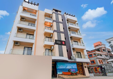 Collection O PRINCE PLAZA