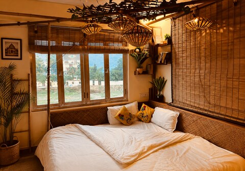 Boho nest 2 BHK near Ganges