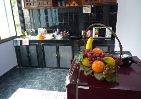 Sunshine| Entire 1 BHK Apartment