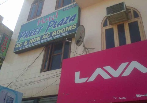 Hotel Preet Plaza