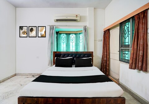 Hotel O The Grand Gateway Inn