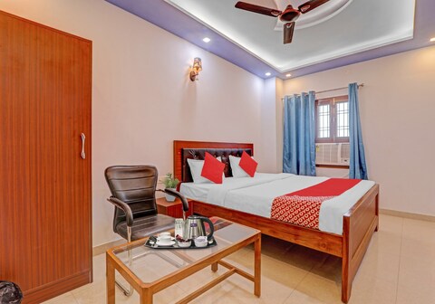 Hotel O Chauhan Palace