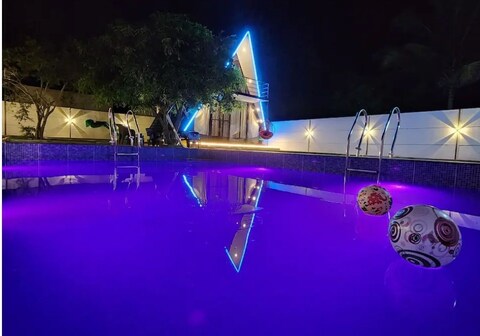 Blueberry resorts yelagiri