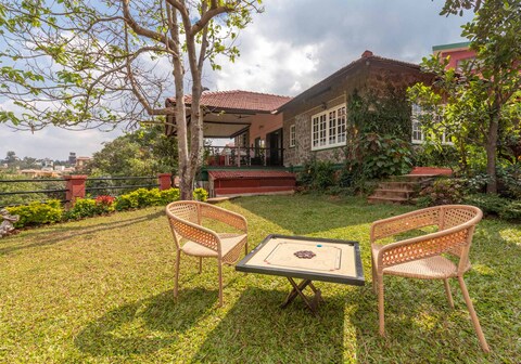 StayVista | La Petite Maison 3 BHK Villa