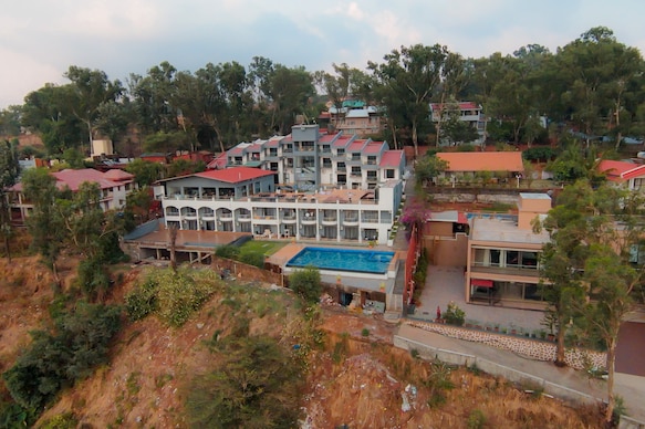 Cloudmist Resort and Spa