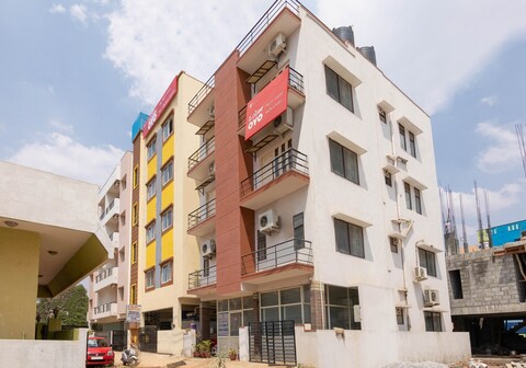 Flagship Hotel Shelton Suites