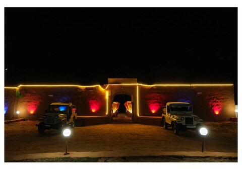 Holiday Couple Heritage Desert Camp