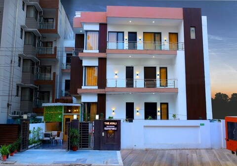 The Ayali Suites & Apartments @GolfCourse