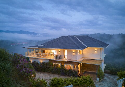 Munnar Ice Pellets Resort by VOYE HOMES