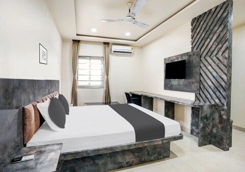 Hotel O SWEDHA HOTEL