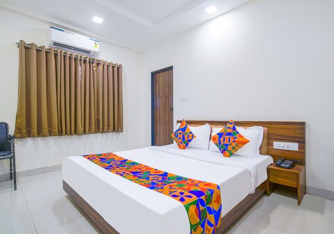 FabHotel J Palace Indore