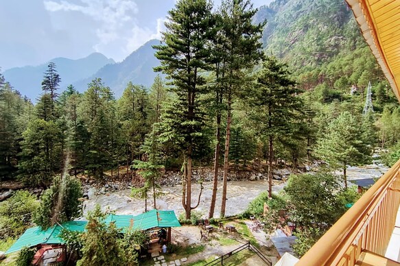 Hotel Purnima Kasol