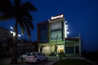 Hotel Maharani Regency, Chandigarh Hotel Maharani Regency, Chandigarh