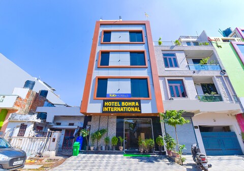 FabHotel Bohra International