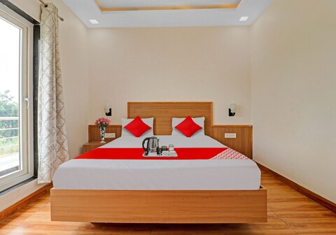 Hotel O The Royal Plaza