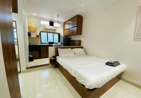 Nora Pocket Friendly Listing