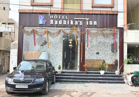 Hotel Radhikas Inn