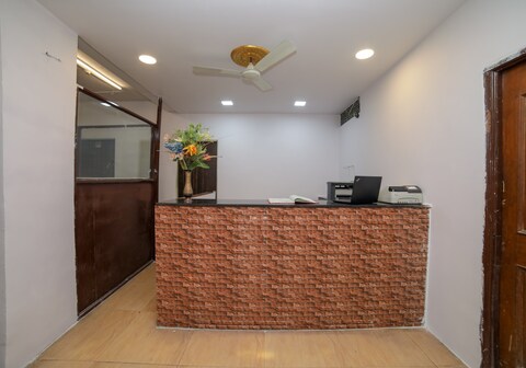 Hotel O A & Restaurant