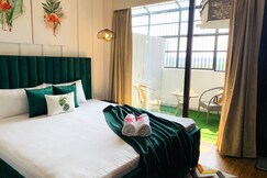 BluO 1BHK Noida - Gym, TT, Terrace Garden, Lift, Delhi BluO 1BHK Noida - Gym, TT, Terrace Garden, Lift, Delhi
