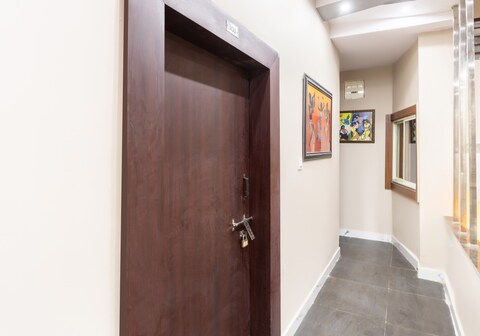 Hotel O Savitri Regency