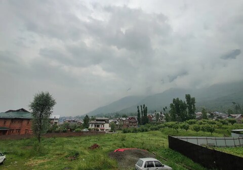 Mount Vista by Laze Around Us