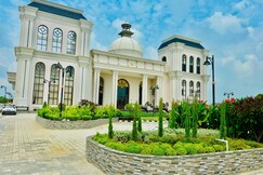 Hotel Sukh Farm 5-minute drive to Banasar Bagh, Bathinda Hotel Sukh Farm 5-minute drive to Banasar Bagh, Bathinda