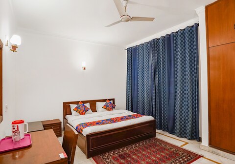 FabHotel Goodwill Homes