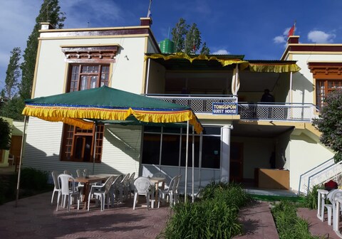 Tongspon Guest House