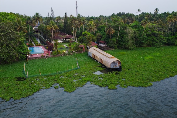 Paradise Heritage Resort