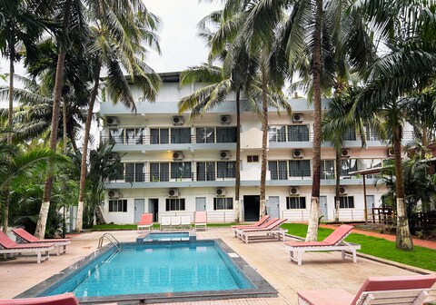 Bay Breeze Hotels & Resorts