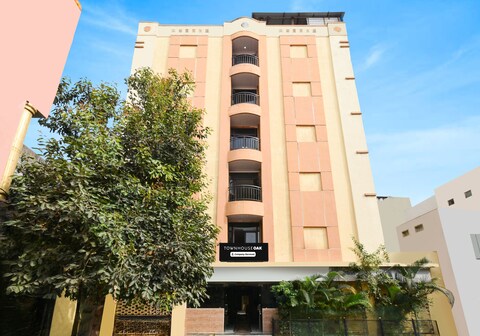 Super Townhouse OAK Secunderabad Near Railway Station Formerly Hotel Brahma