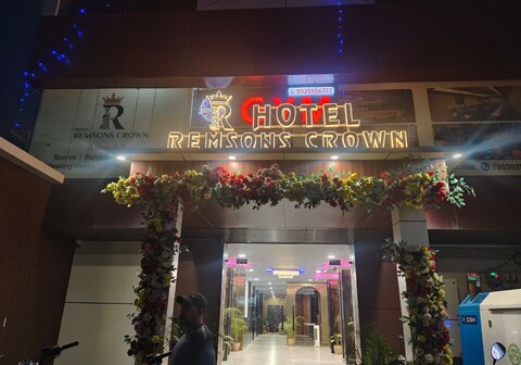 HOTEL REMSONS CROWN