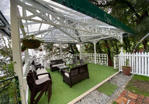The Shaw Suite -La villa Bethany, Landour