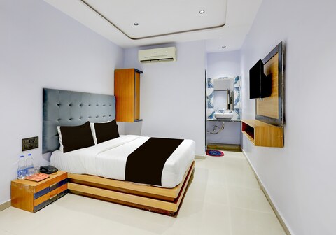 Hotel O Nidhivan palace