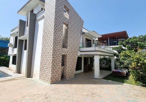 OM VILLA LONAVALA 4BHK WITH PRIVATE POOL