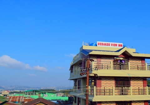 MeBaKeR View Inn