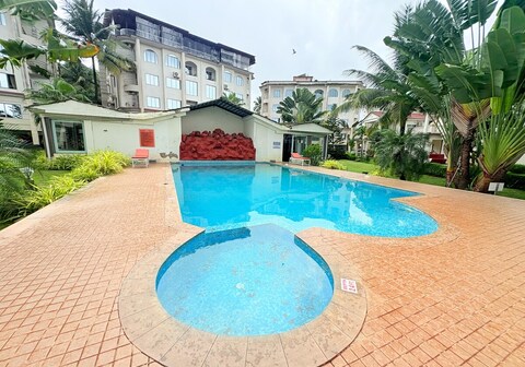 2BHK River View & pool Apartment