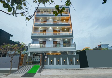 La Corporate Suite Noida