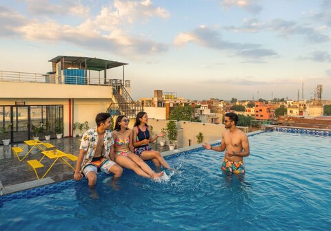 The Hosteller Agra, Tajganj