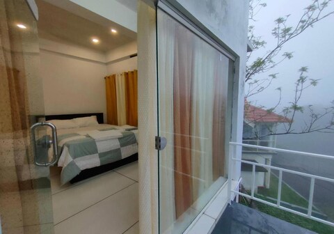 Raj Holidays Vagamon